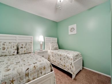 Great Value 2 Bedroom Holmes Beach Vacation Rental Sleeps 4
